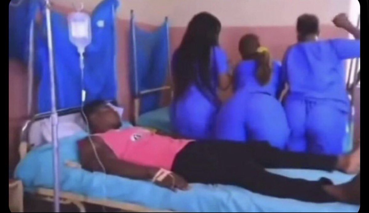 Akande🤖 tweet media