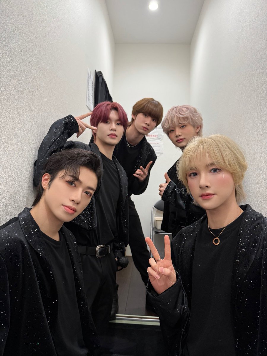 CHASER_JP's tweet image. 明日は動物パジャマデーです！🐰🐻
可愛く変身したチェイサーと一緒に過ごしてくださいますよね？😚
今日もありがとうございました！

#체이서 #CHASER #チェイサー