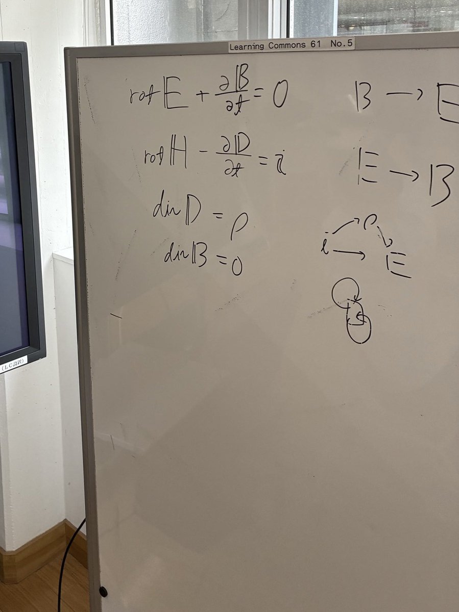 理工系学術サークルWathematica tweet media