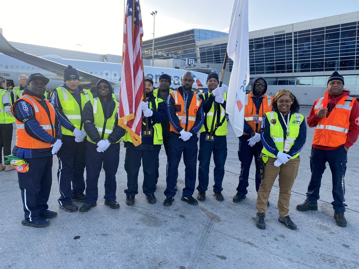 Jackspannah80's tweet photo. Yesterday, @JetBlue JFKGO Blue Network B6 Honor Guard CMs Joined Our American Airlines Colleagues @ T8 To Give Our Former AA & B6 Crewmember, Glenford Harvey, A Sendoff With Full Honors. #OnceBlueALWAYSBlue 🕊️🙏🏿🕊️ “RIP GodFadda”✈️ #JFKBlueNetwork @IcemaGibbs #CARING https://t.co/wCVYnKfrsW