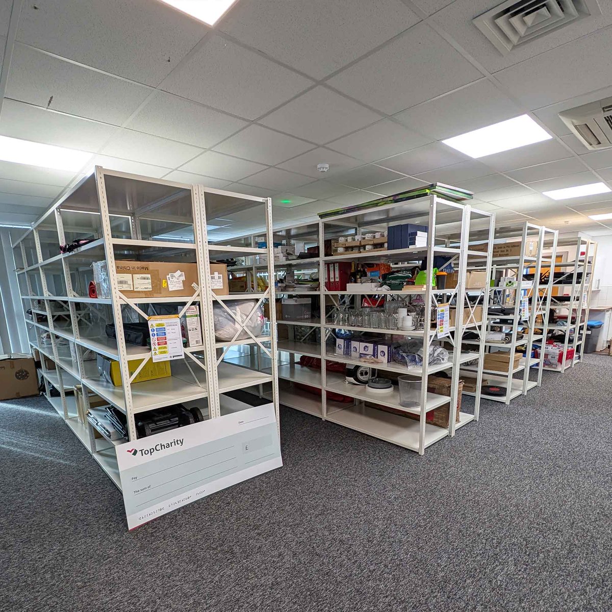 Rackline's tweet image. Read how TopCashback has used Rackline Prospan shelving to successfully converted unused space into a useful, safe archive for its teams to store items:

rackline.com/topcashback-st…

#storagesolutions #archives #business #organisation