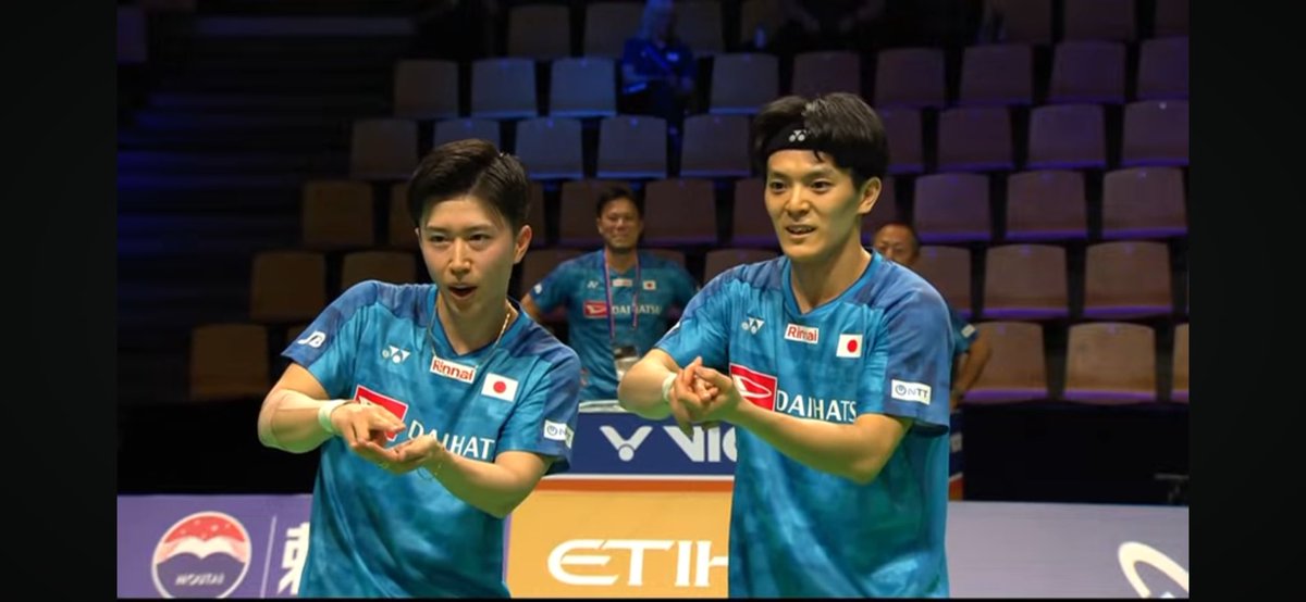 応援団長 tweet media