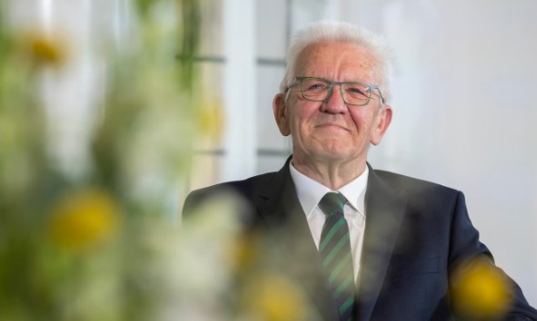 Consulado General de España Stuttgart tweet media