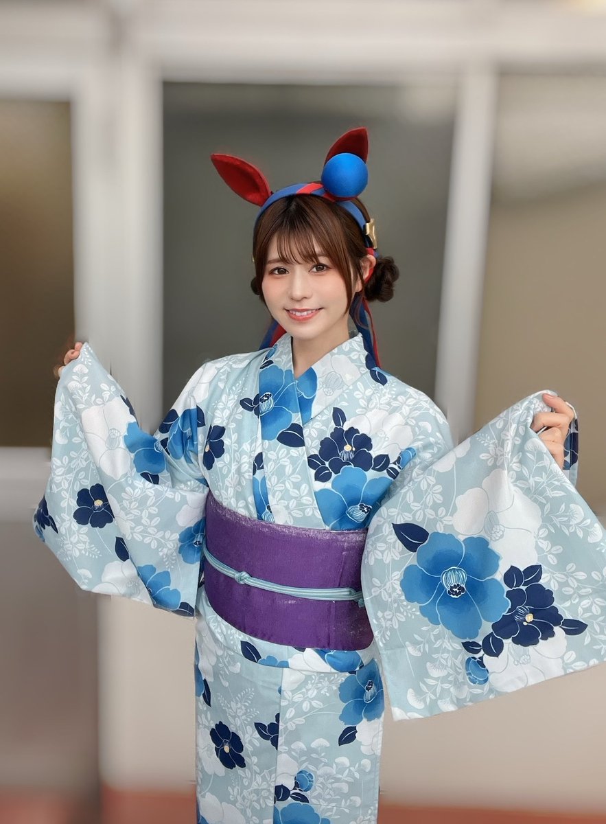 浴衣　ウマっち様 タマちゃんとおそろいの ツインお団子にしていただきました🍡 浴衣も