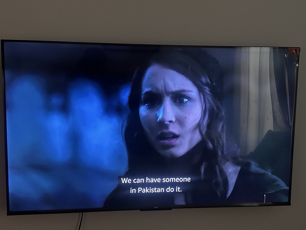 nom_nom_nomm's tweet image. From peace talks to phone hacking .. “Pakistan” is everywhere 😭😭 #PrettyLittleLiars