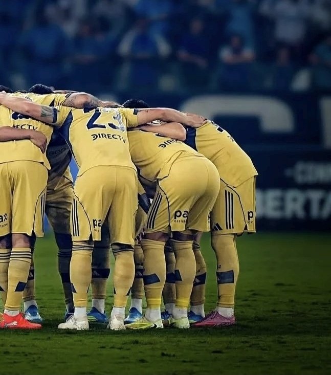 SoccerButtsArg tweet media