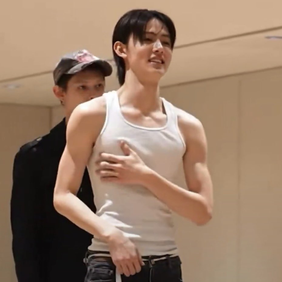 0️⃣9️⃣🎀 tweet media