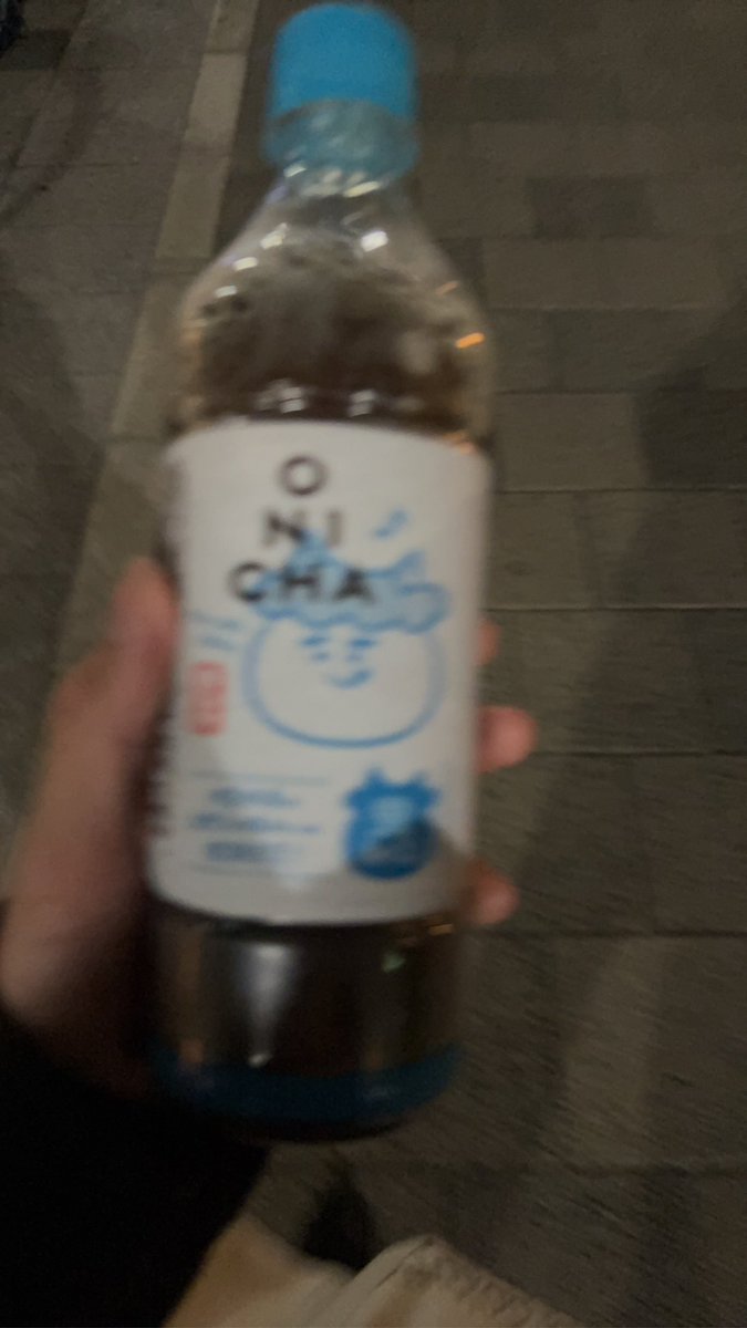 きみ tweet media