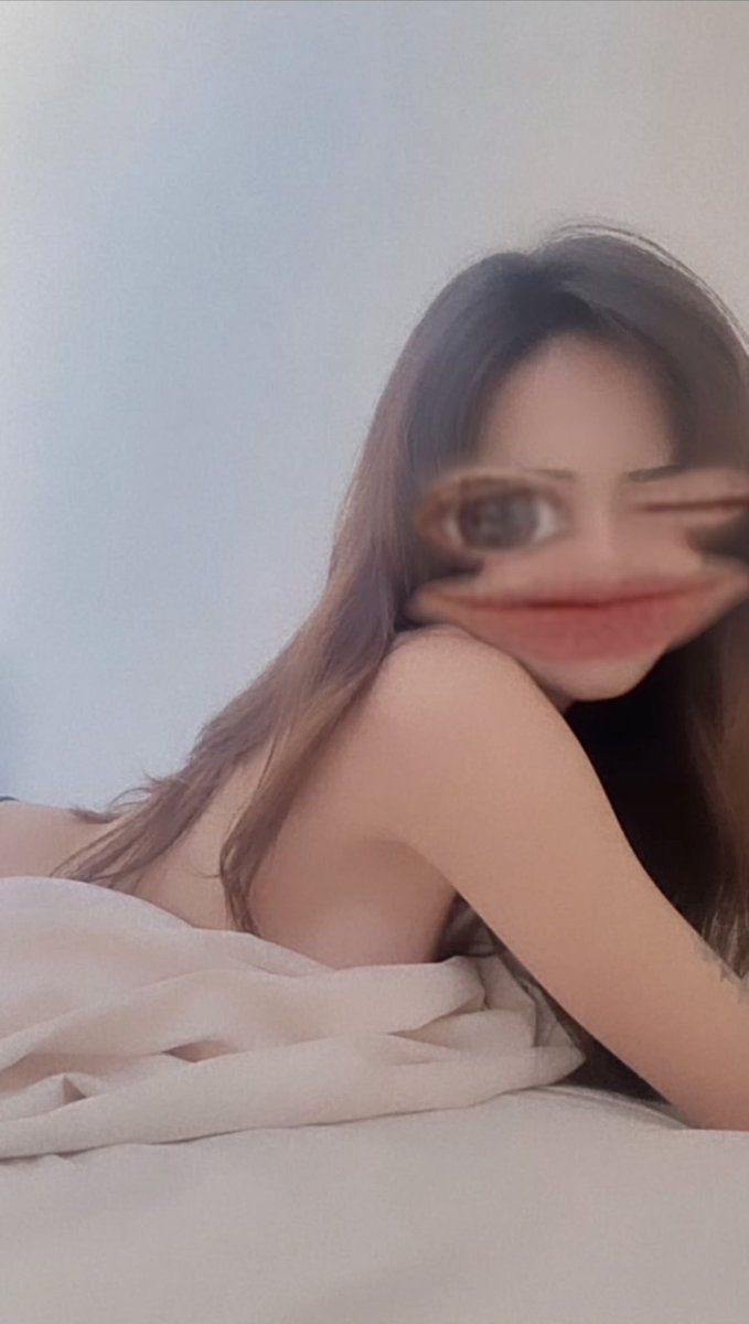 👨🥨👩 tweet media