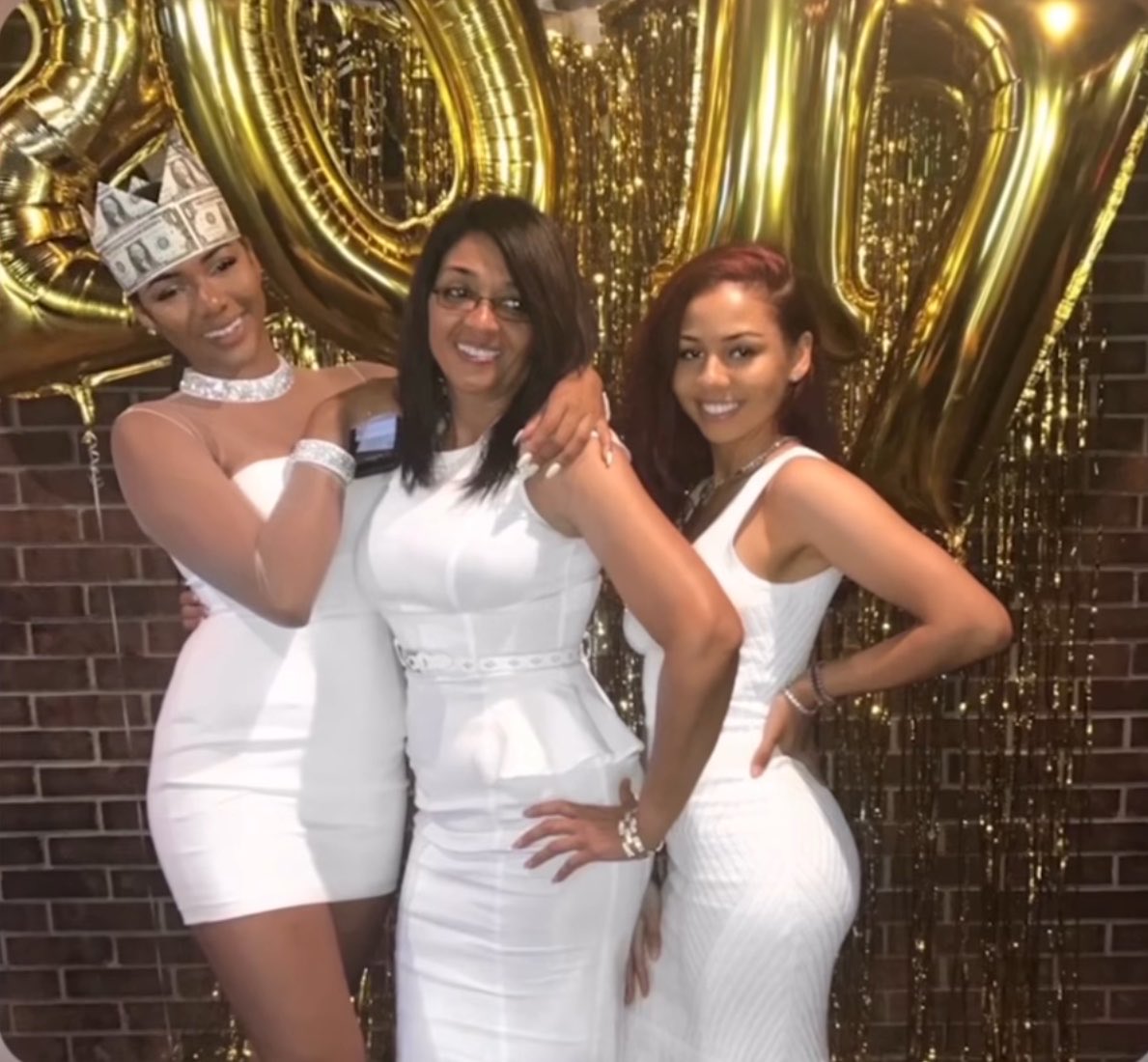 Mariah the Scientist with her Mom &amp; her Sister🤍 (2017)