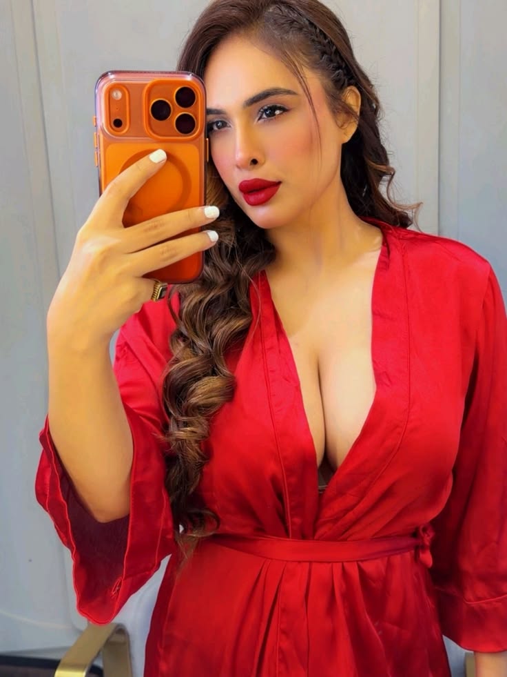beingcuttie's tweet image. Beautiful Desi and Divine 🌙✨
Nehasharma
#explore #explorepage✨ #wedding #weddinglook #fyp #traditional #ethenicoutfit #ootd #trending #indianethnicwear #fashionbloger