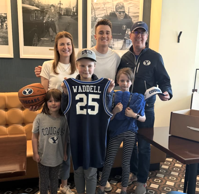 SatsWarriorBYU's tweet photo. Cougar Nation, my friend Todd has been diagnosed w/ gliblastoma, a very aggressive brain cancer. His life expectancy is 12-14 months. He was accepted to an experiemental trial which is extremely expensive &amp; not covered by insurance. Please help him out!
https://t.co/v9pCcr202W https://t.co/8qERpjah8K