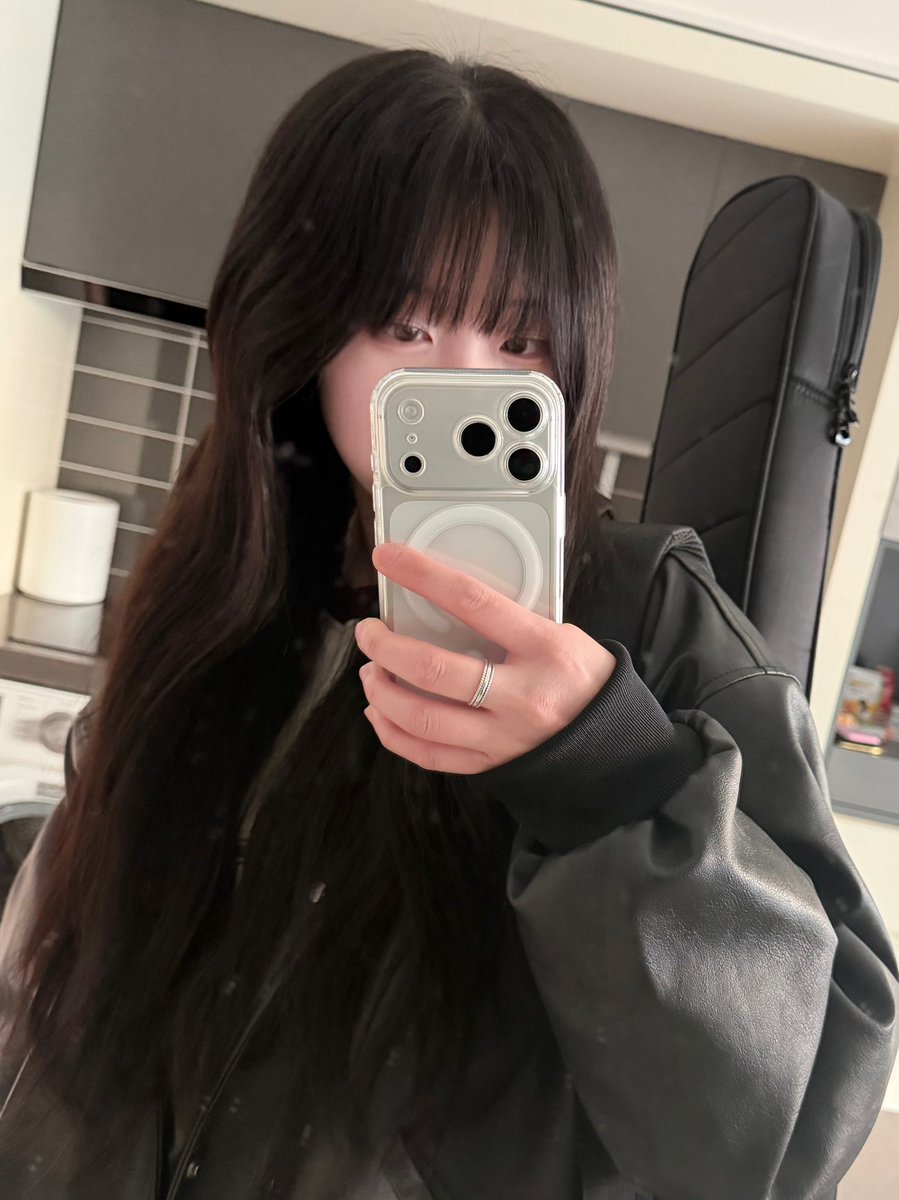 엄덕구 tweet media