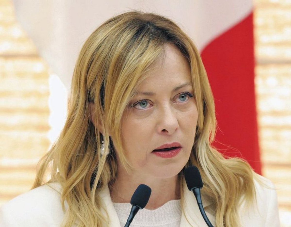 ᶜᵒᵐᵐᵉⁿᵗᵃʳʸ JD Vance RV Q🇺🇲 tweet media