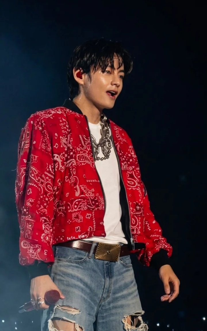 Look at him! 🥵
