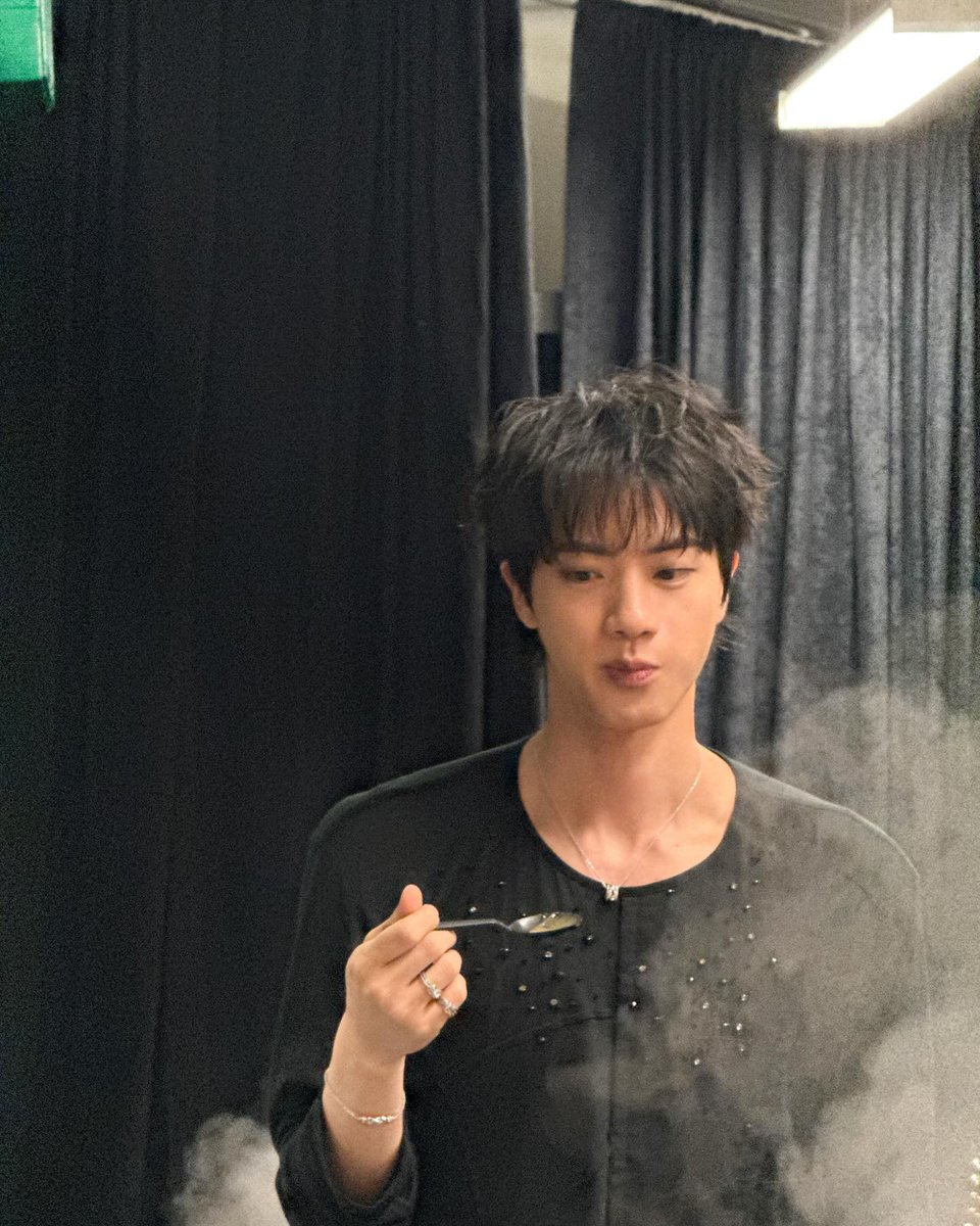 BTS Updates & Translations tweet media