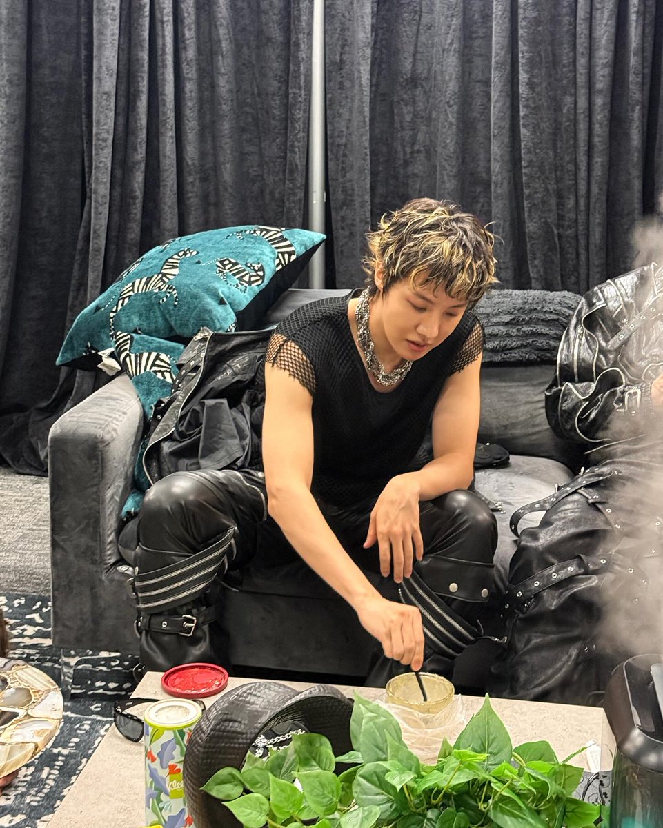 BTS Updates & Translations tweet media