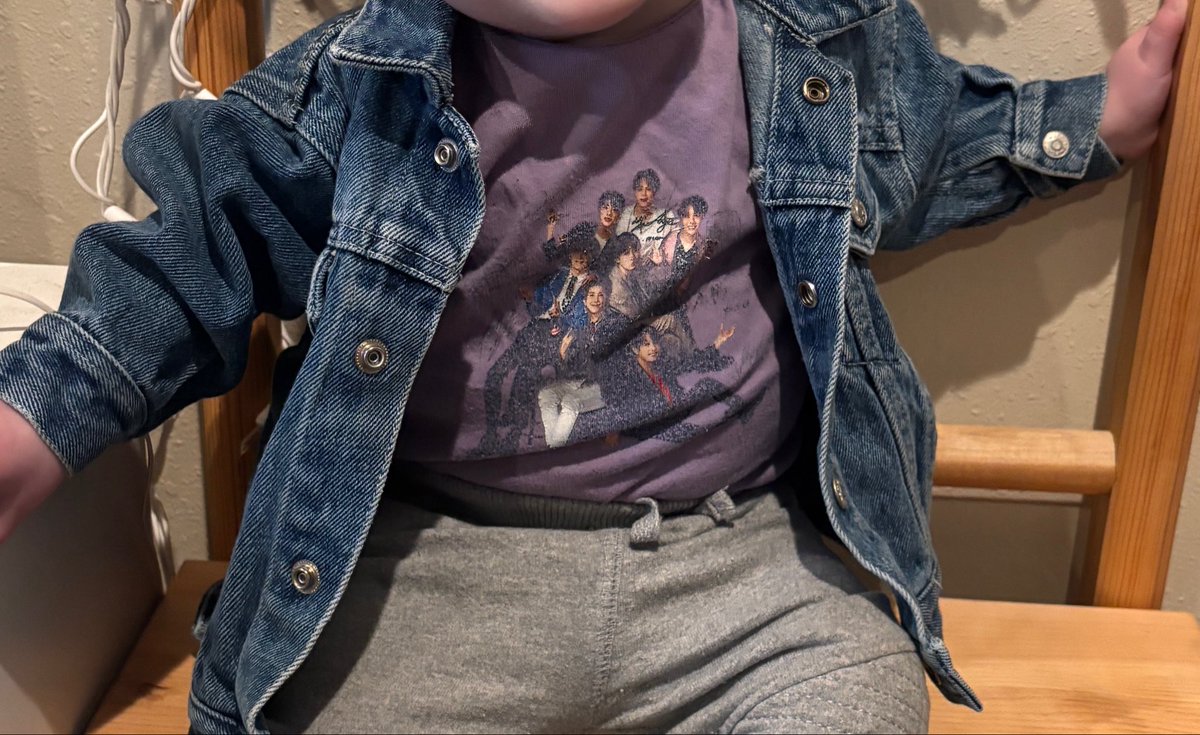 tae || aus ✎ ⁷ saw pied piper tweet media