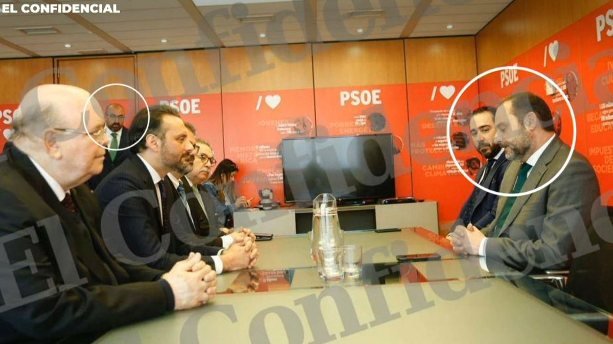 🔴Aldama ha soltado una bomba detallando una maniobra de financiación ilegal desde Venezuela, para aupar a Pedro Sánchez a la presidencia de la Internacional Socialista, apuntando a Jose Luis Rodríguez Zapatero en el centro de la trama.

Las claves de mi análisis y las fuentes:
