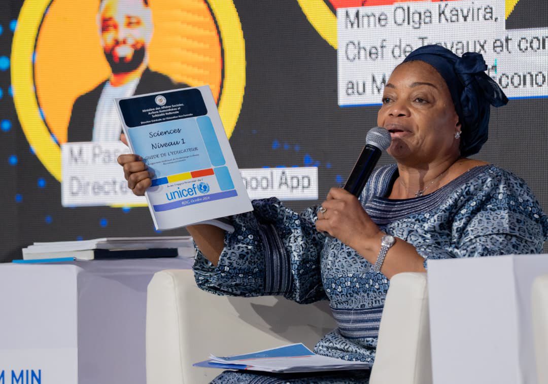 zolanews_net's tweet image. Éducation inclusive en RDC : Ève Bazaiba plaide pour un renforcement de la prise en charge des enfants vulnérables 
@Evebazaiba @vpmedd @MinisterEDU_NC @malu_raissa 
zolanews.net/education-incl…
Contactez notre rédaction au : +243 894683513
#RDC #éducation #financement #renforcement