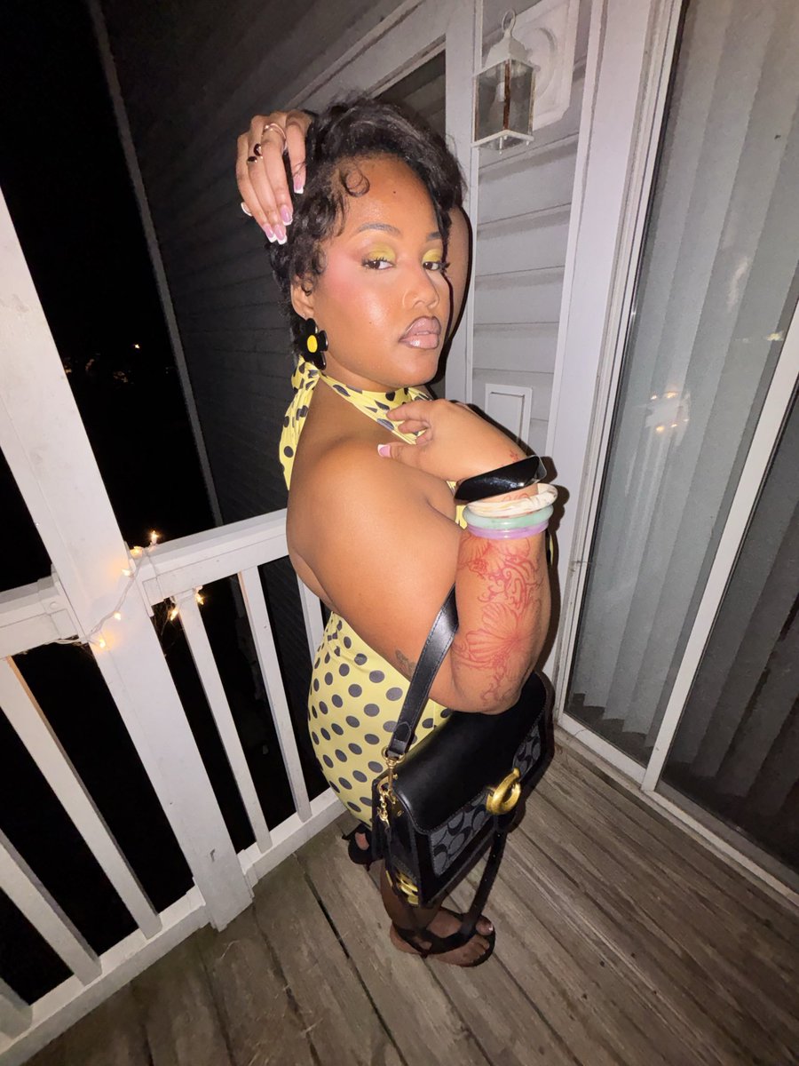 _yakiera_'s tweet image. 🖤💛🖤 #cut #spring2026