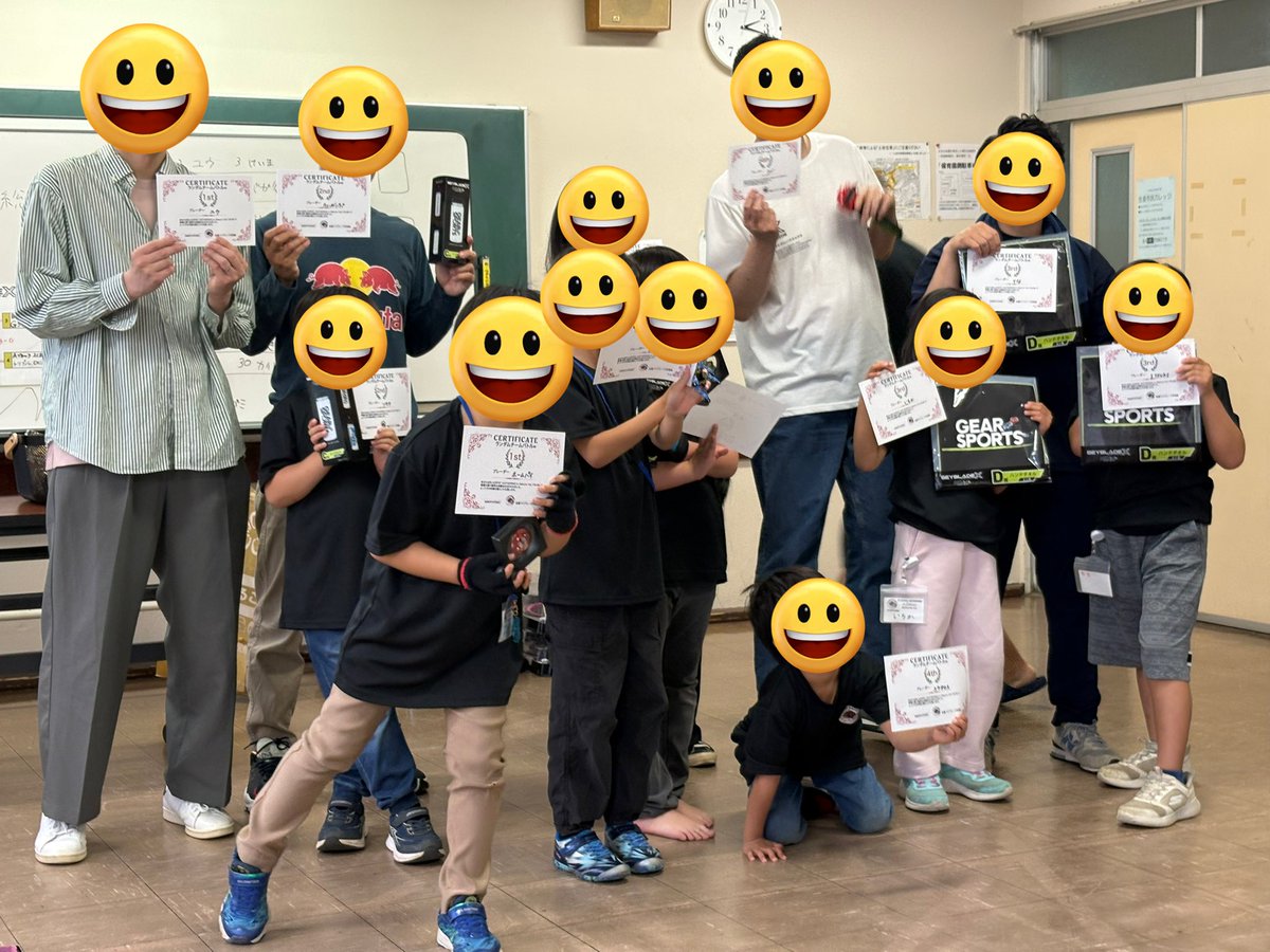 BGS_20250518's tweet image. 本日の交流会も無事に終了しました‼️
運営へのご協力、ありがとうございました🙇‍♂️

チームバトルはみんなでワイワイ大盛りあがり、デフォルト限定トナメでは個性的なデッキがたくさん登場しました😆✨

来月はBGS 1周年🙌✨
盛り上がっていきましょう💪

#ベイブレードX
#佐倉ベイブレード交流会　#BGS