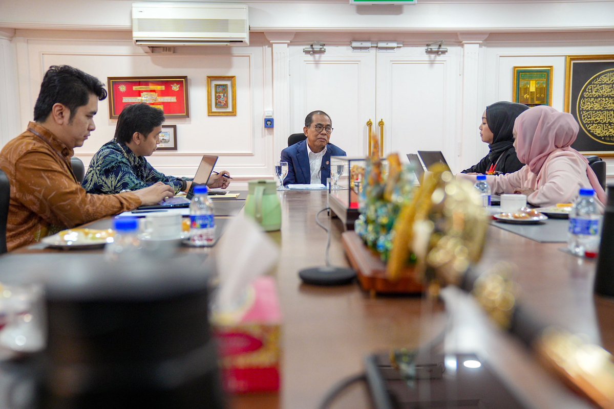 Khaled Nordin 🇲🇾 tweet media