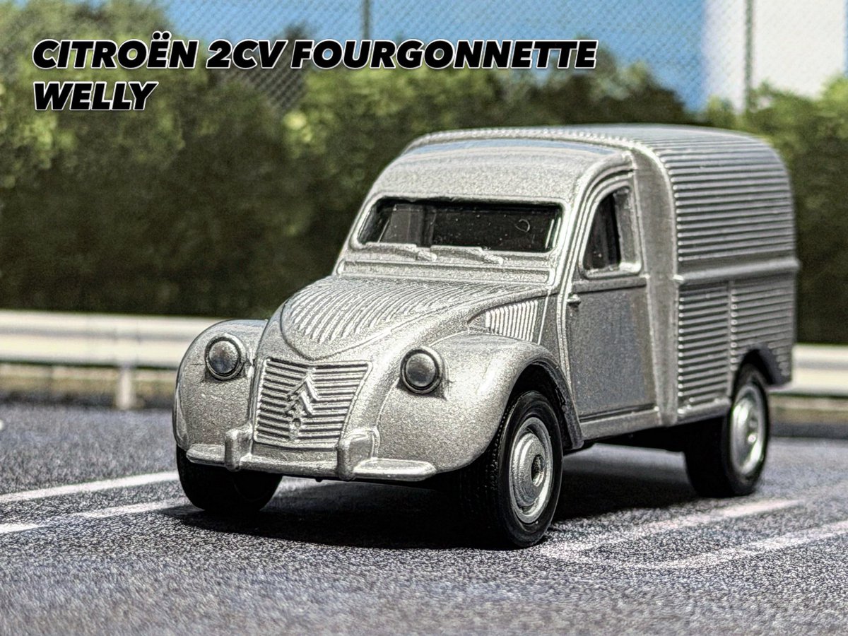 64minicar tweet media