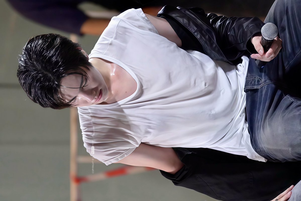 PHUTATCHAI GALLERY💙 tweet media