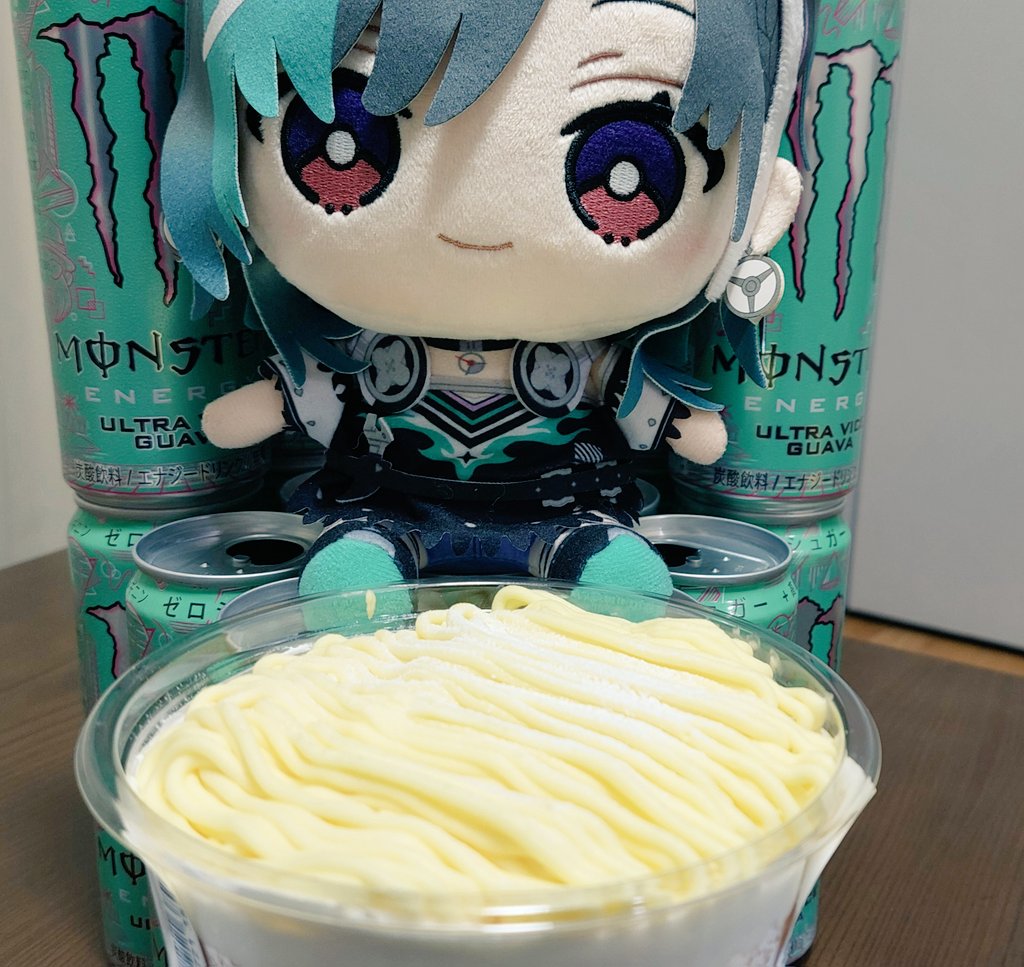 どうぞモンブランです！
ﾐﾆﾁﾊ「ｳﾑ!ｸﾙｼｭｳﾅｲ😆」
喜んでもらえたようで( ´∀｀ )b
#はらへりん堂