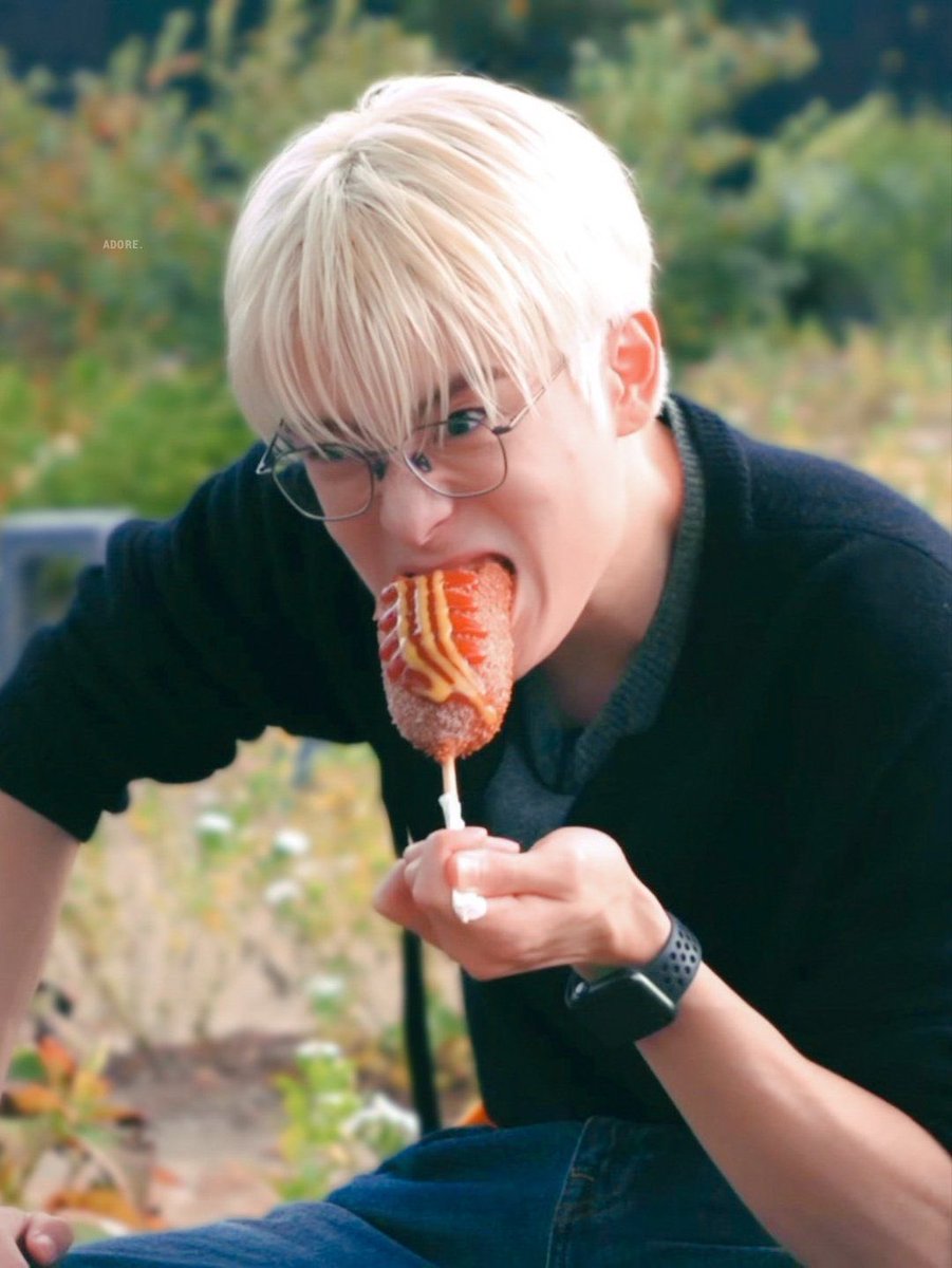 𝐣𝐞𝐲𝐚 tweet media