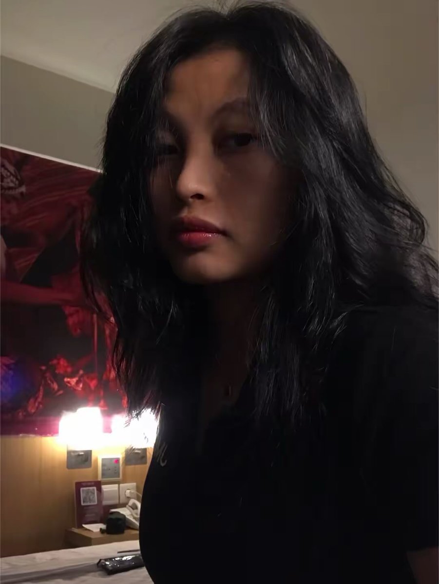 ん•༊*·˚ tweet media