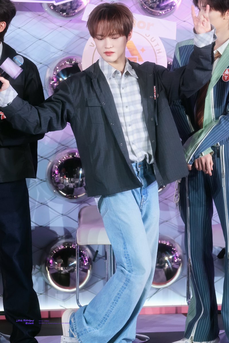 𝐒𝐭𝐫𝐚𝐰𝐛𝐞𝐫𝐫𝐲𝐂𝐡𝐞𝐞𝐬𝐞. tweet media