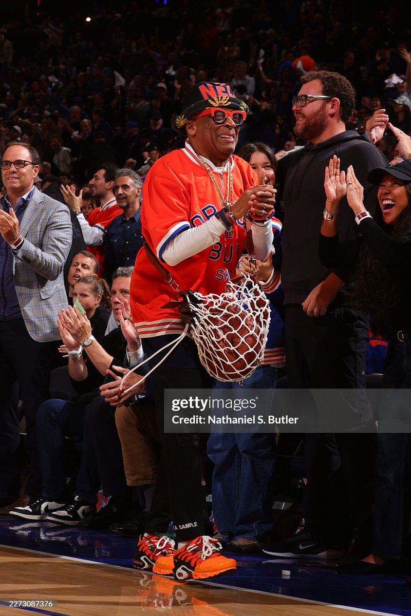 LegendaryLade's tweet photo. Director Spike Lee at the Knicks vs. Hawks, Game 5 wearing the Homecoming x Nike Air Max Plus in Orange!🔥 https://t.co/hhOrwtzm4f