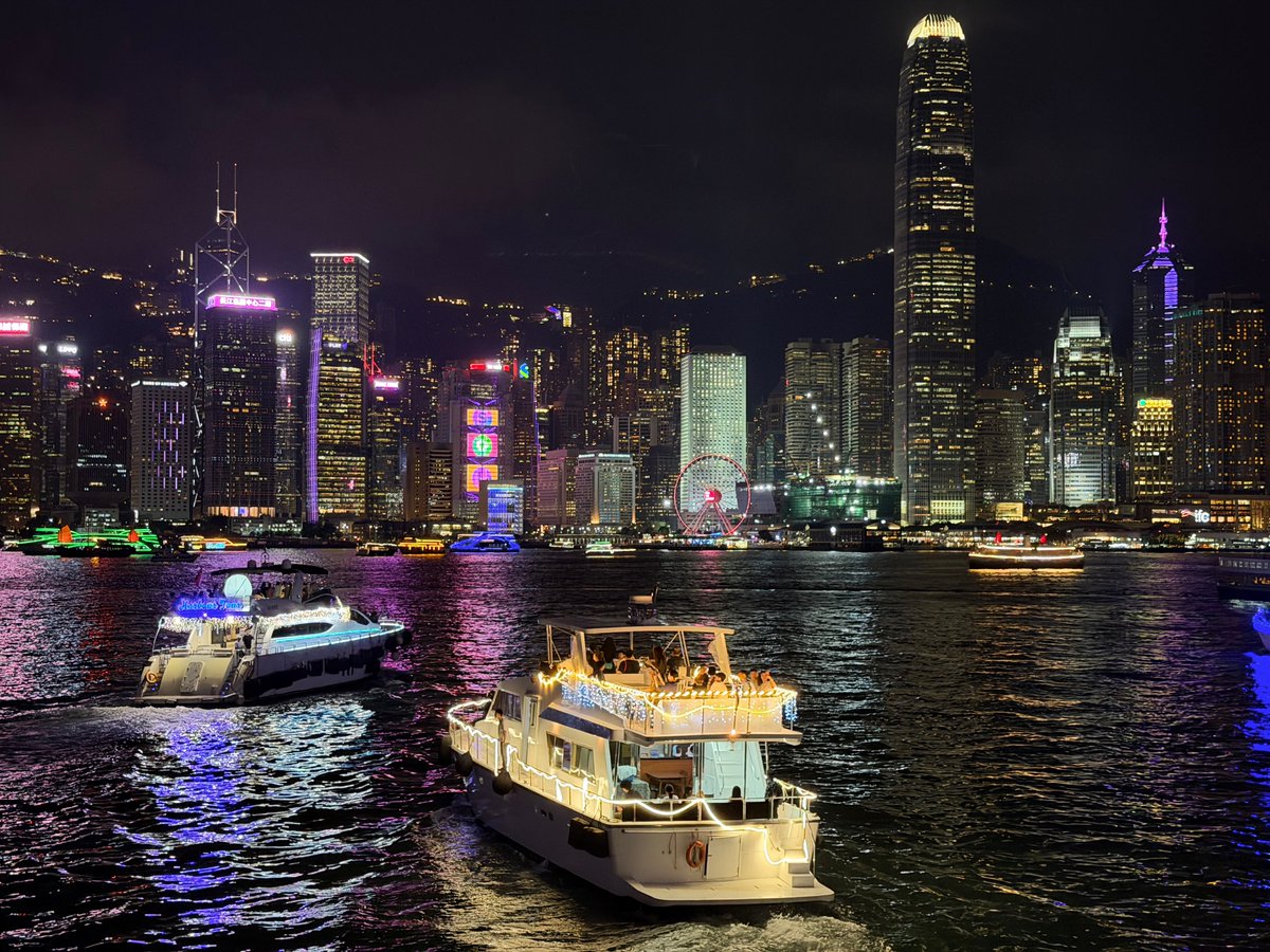 てるや tweet media