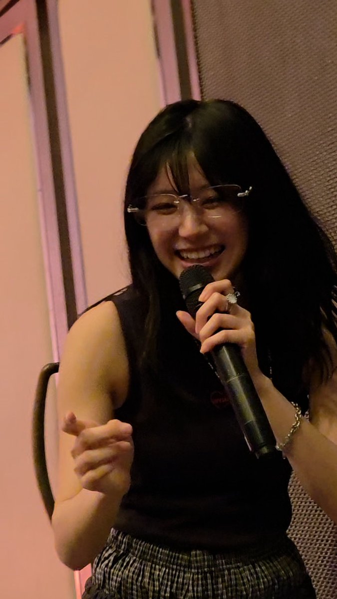 mitui1107's tweet photo. 2026.04.29
初めてのファンミーティング
お見送り、どっちがかわいい？って聞かれて、どっちもって返せなかったのが心残り😂
楽しそうな桃ちゃん見られて良かった♪
#大西桃香 https://t.co/WnvfgnuqLc