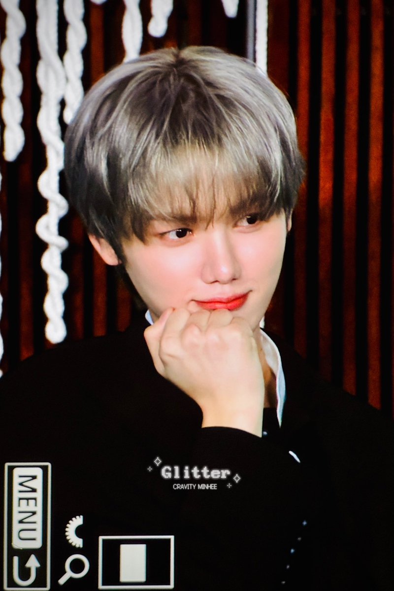 𝙂𝙡𝙞𝙩𝙩𝙚𝙧 tweet media