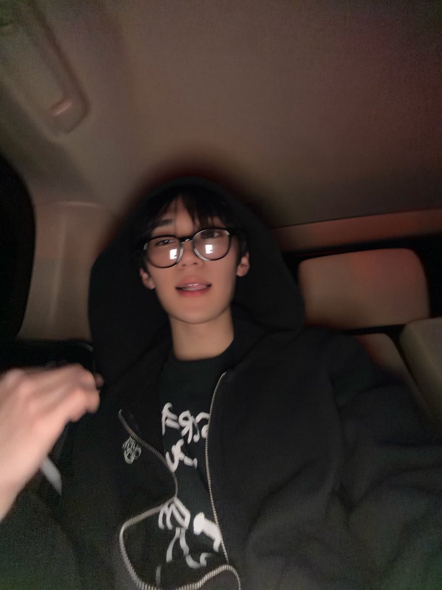 𝗪𝗜𝗟𝗗 𝗕𝗟𝗨𝗘 tweet media