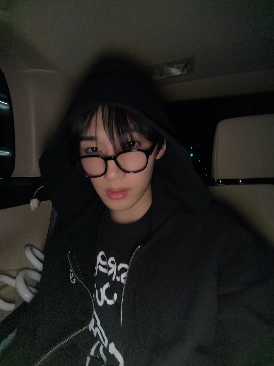 𝗪𝗜𝗟𝗗 𝗕𝗟𝗨𝗘 tweet media