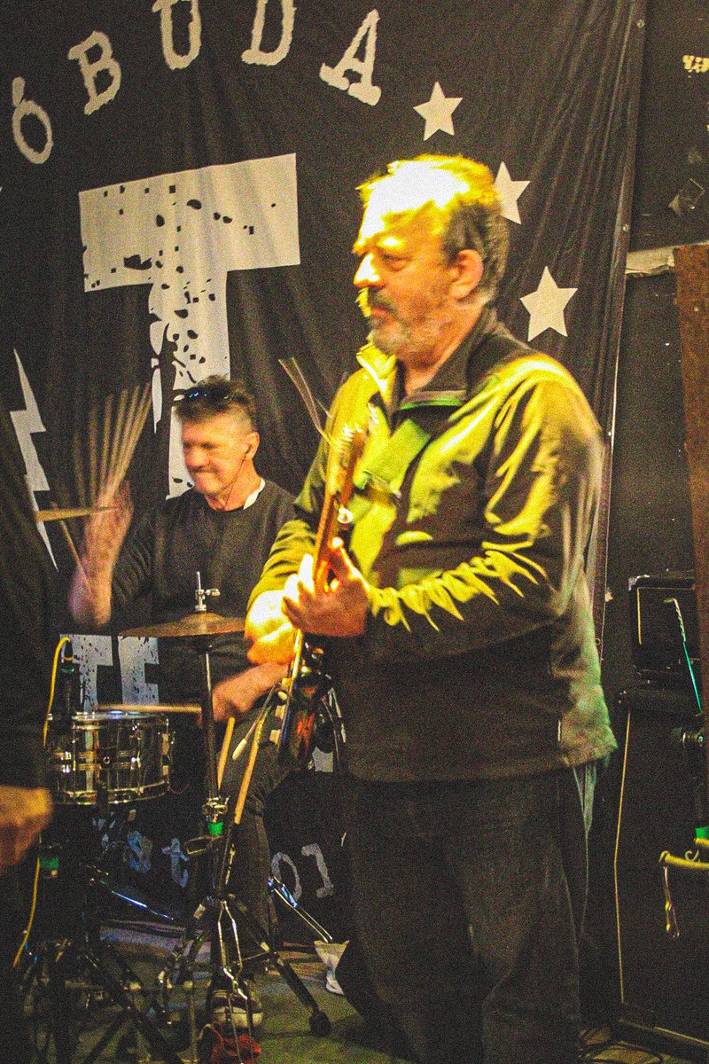 MrMouksa's tweet image. Hey, here you can find more photos of our last concert held at TEREM on the 17th of April.

#protest #revolution #alternative #classicrock #underground #antiwar #environmental #socialconcious #rebellion #hippie #transformation #newagerock #spiritualawakening
