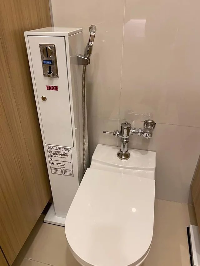 A Finance Guy’s Ex-Wife tweet media