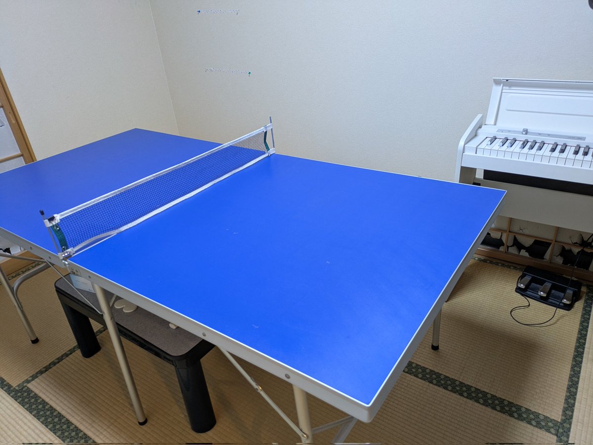 hiro_yoimachi's tweet photo. 次女が中学で卓球部に入ったので数年ぶりに卓球台を常設🏓
卓球部を選んだ理由は「家に卓球台があるから」との事です😇✨ https://t.co/uEWPThBkiw