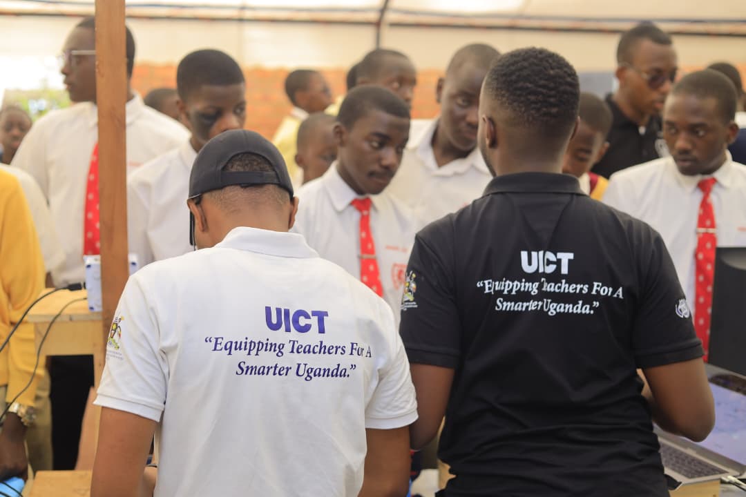 UICTug's tweet image. #HappeningNow - UICT stealing the spotlight at #KingsCollegeBuddo Careers Day, captivating students with immersive AR/VR experiences, digital avatars, market-ready innovations and free HP LIFE &amp;amp; Cisco courses.
#CareersDay  #STEMEducation #DigitalInnovation #FutureCareers