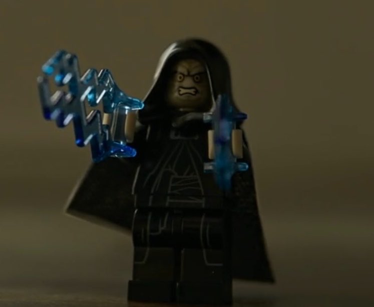 DiscussingFilm tweet media