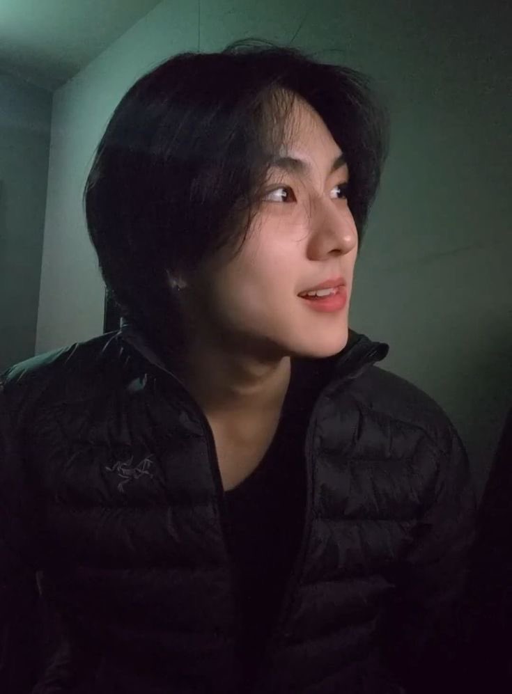 nur 🦇 | BRING HEESEUNG BACK tweet media