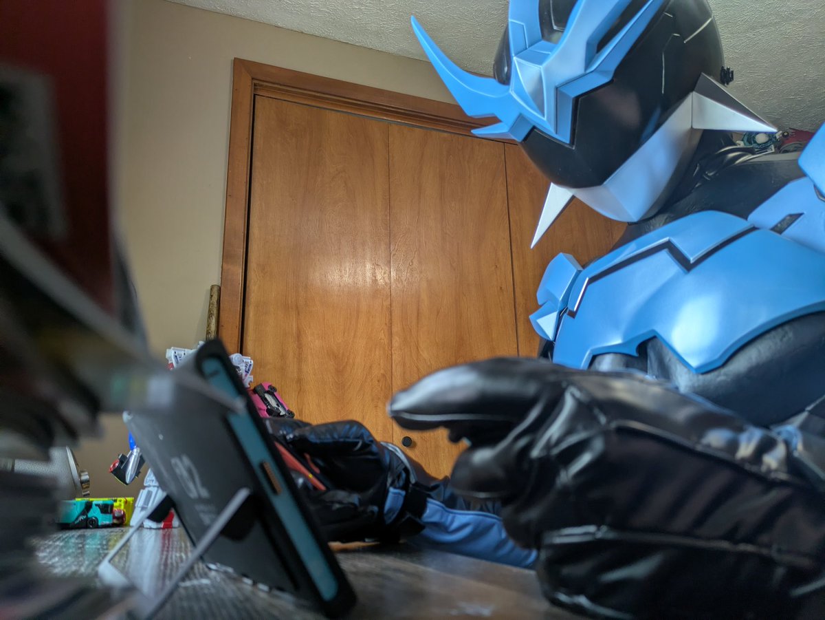 Useless Ceiling Fan tweet media