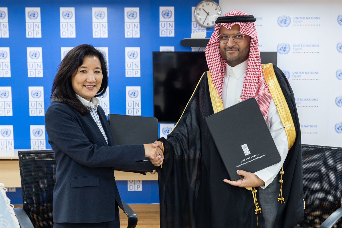UNDPEgypt's tweet image. #UNDP Egypt &amp;amp; @AGFUNDProgram partner to advance #DigitalTransformation for #SustainableDevelopment in 🇪🇬.

✍️ by @chitose_noguchi &amp;amp; H.E @HJuraied to scale the Digital Transformation 4 #SustDev #DTSD project—expanding access to #digital services &amp;amp; strengthening institutions.