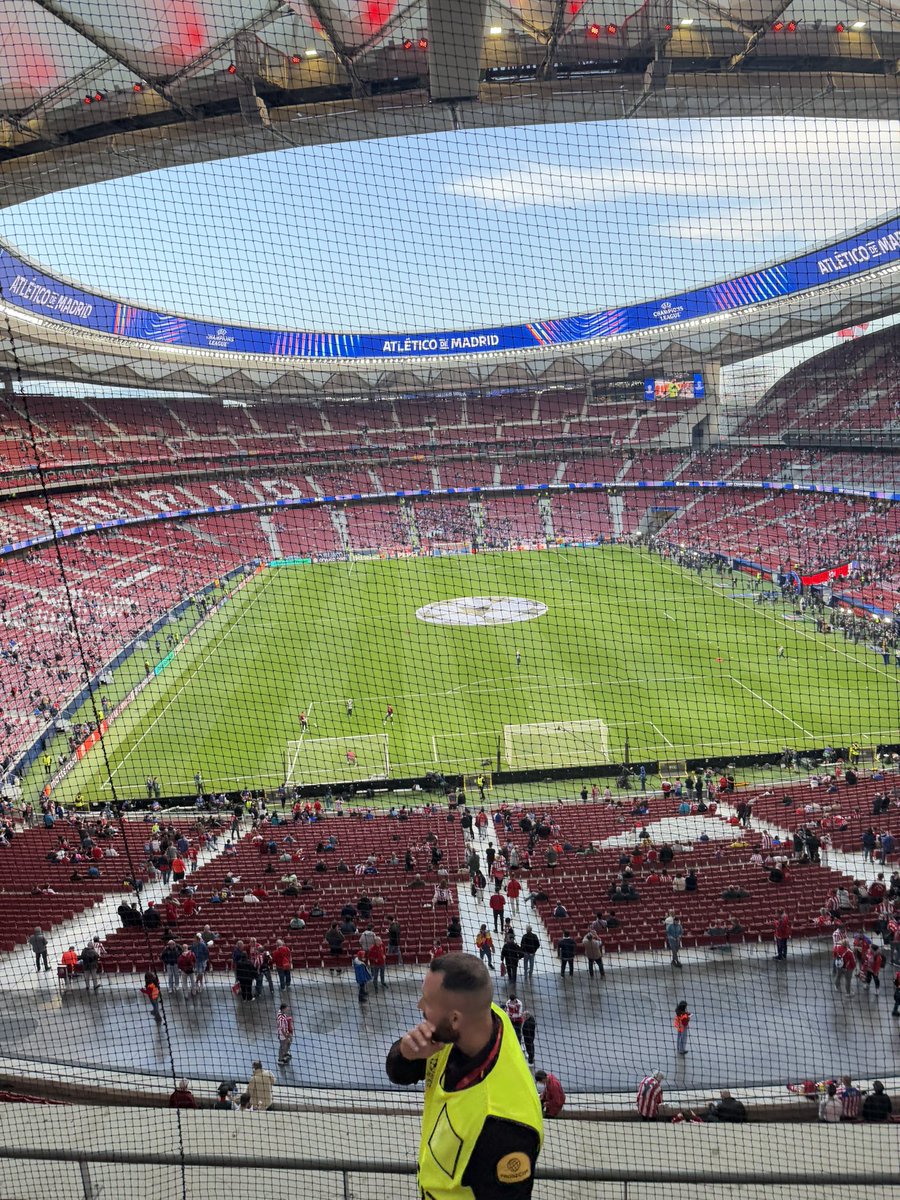 MatthewWakeham's tweet photo. Cmon Arsenal https://t.co/GqKxZ1GnQb