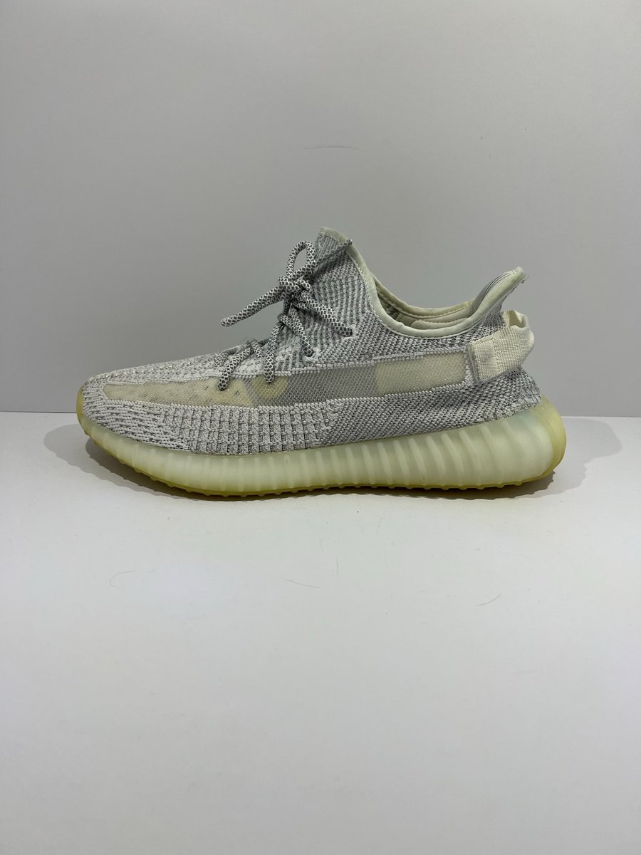 drip_so_low's tweet image. Yeezy 350 V2 ‘Static Reflective’
Size: 13 - Price: $218.50
No box
Condition: 9/10
merc.li/fN3WkxnZb?sv=0

#shoes #sneakers #kicks #style #fashion #selling #shopping #deal #lowprice #fyp #trending