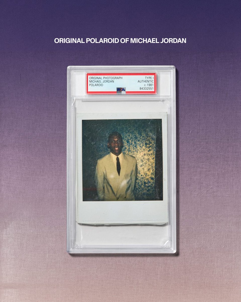 joopiteronline's tweet image. ⌛Final hours to bid in Gametime: Cards, Game-Worn Sneakers, and Memorabilia.

Auction closes tomorrow, April 30 starting at 1 pm EDT.

🔗 Tap the link in bio to bid.

#JOOPITER #Gametime